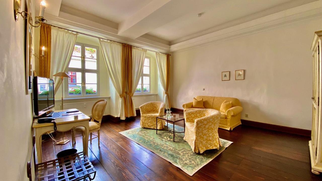Hotel Graf von Mansfeld Lutherstadt Eisleben Eksteriør billede