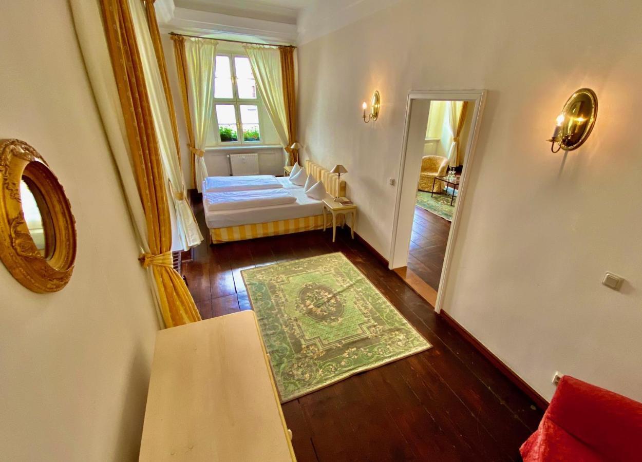 Hotel Graf von Mansfeld Lutherstadt Eisleben Eksteriør billede