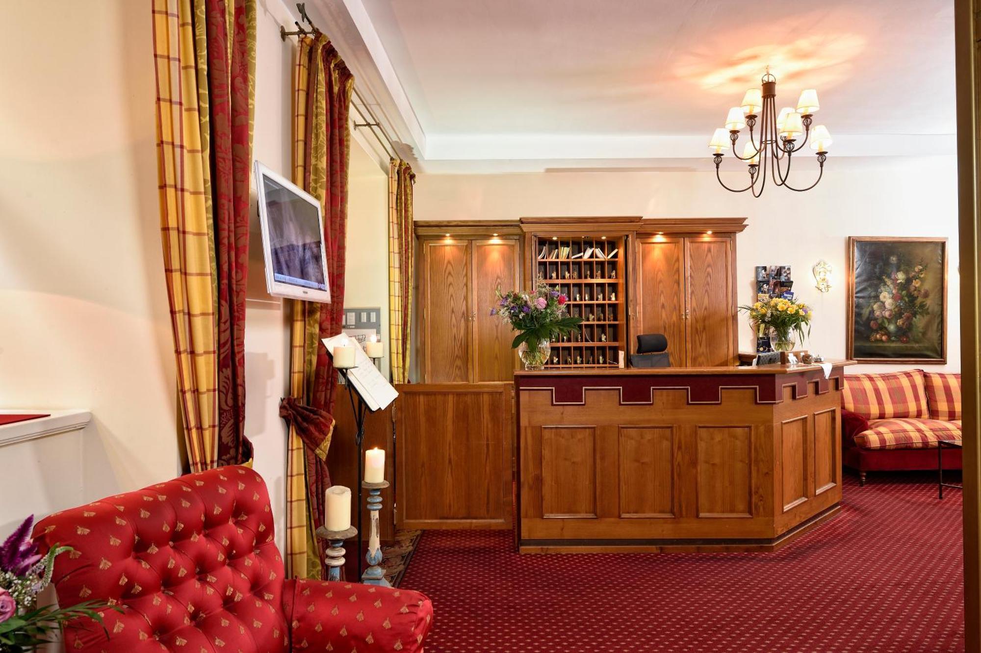 Hotel Graf von Mansfeld Lutherstadt Eisleben Eksteriør billede
