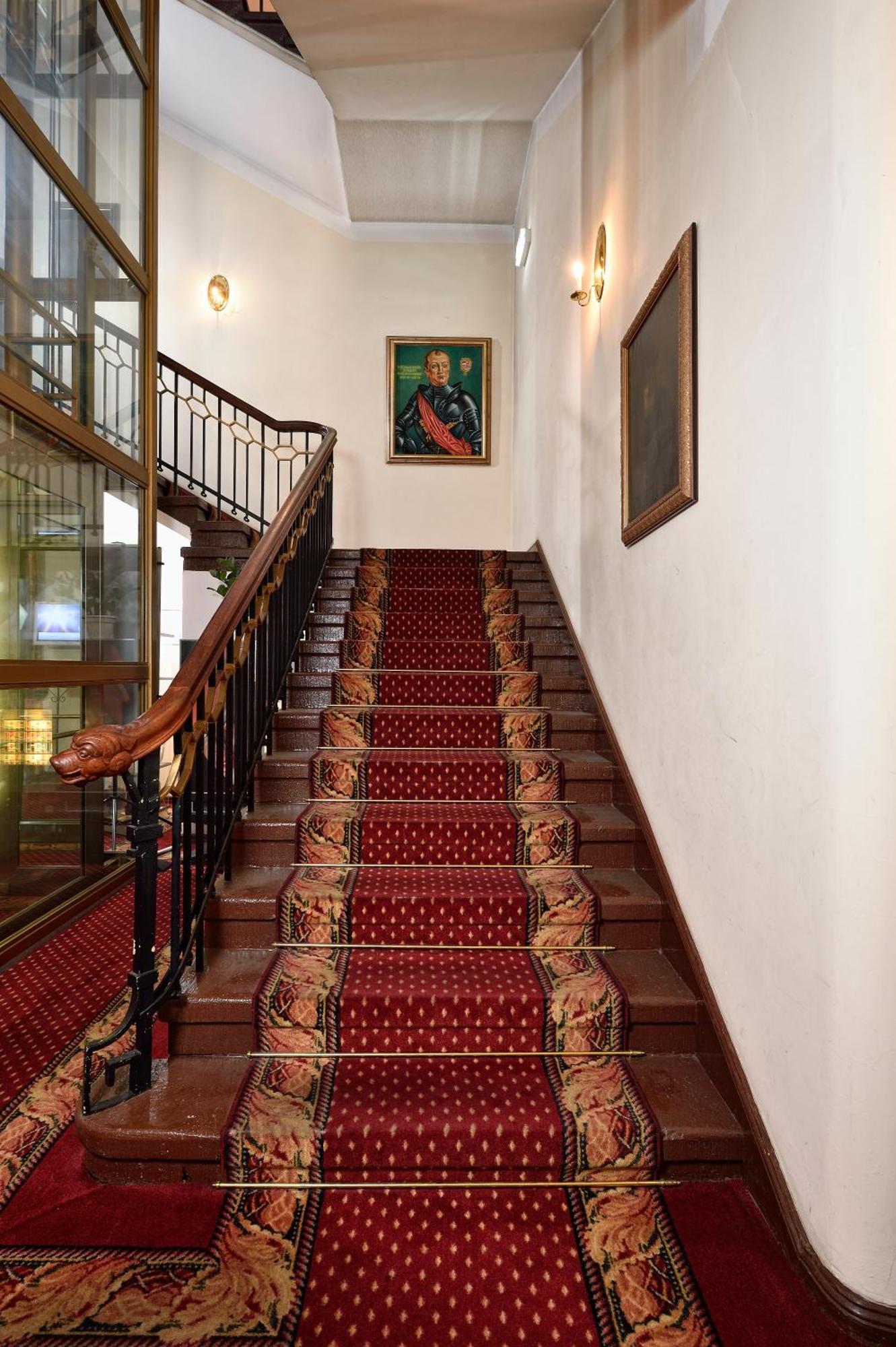 Hotel Graf von Mansfeld Lutherstadt Eisleben Eksteriør billede