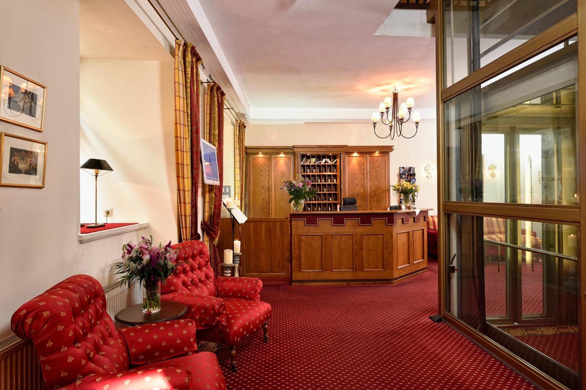 Hotel Graf von Mansfeld Lutherstadt Eisleben Eksteriør billede