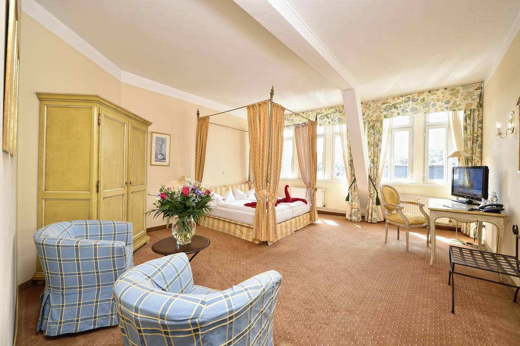 Hotel Graf von Mansfeld Lutherstadt Eisleben Eksteriør billede