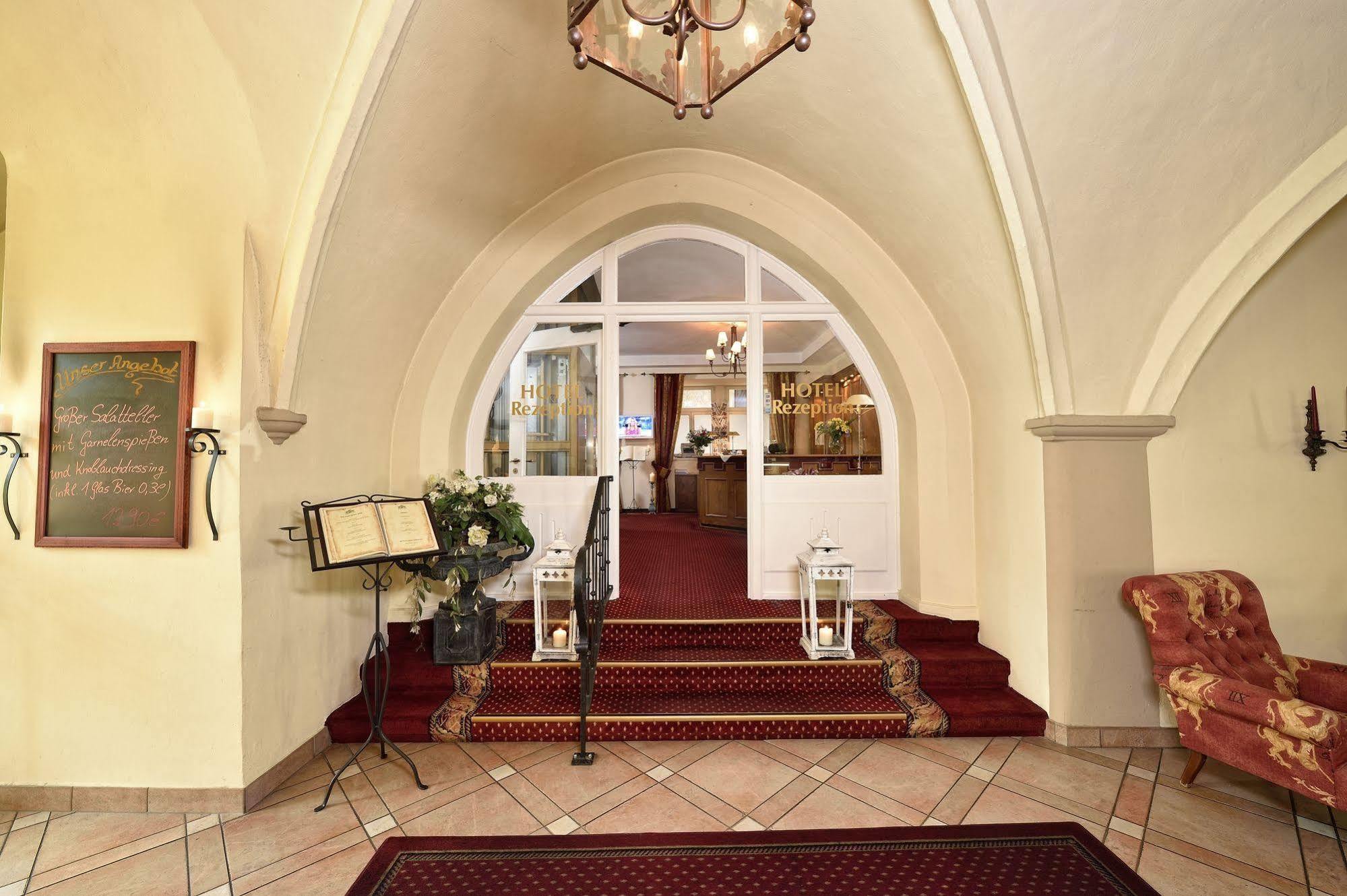 Hotel Graf von Mansfeld Lutherstadt Eisleben Eksteriør billede
