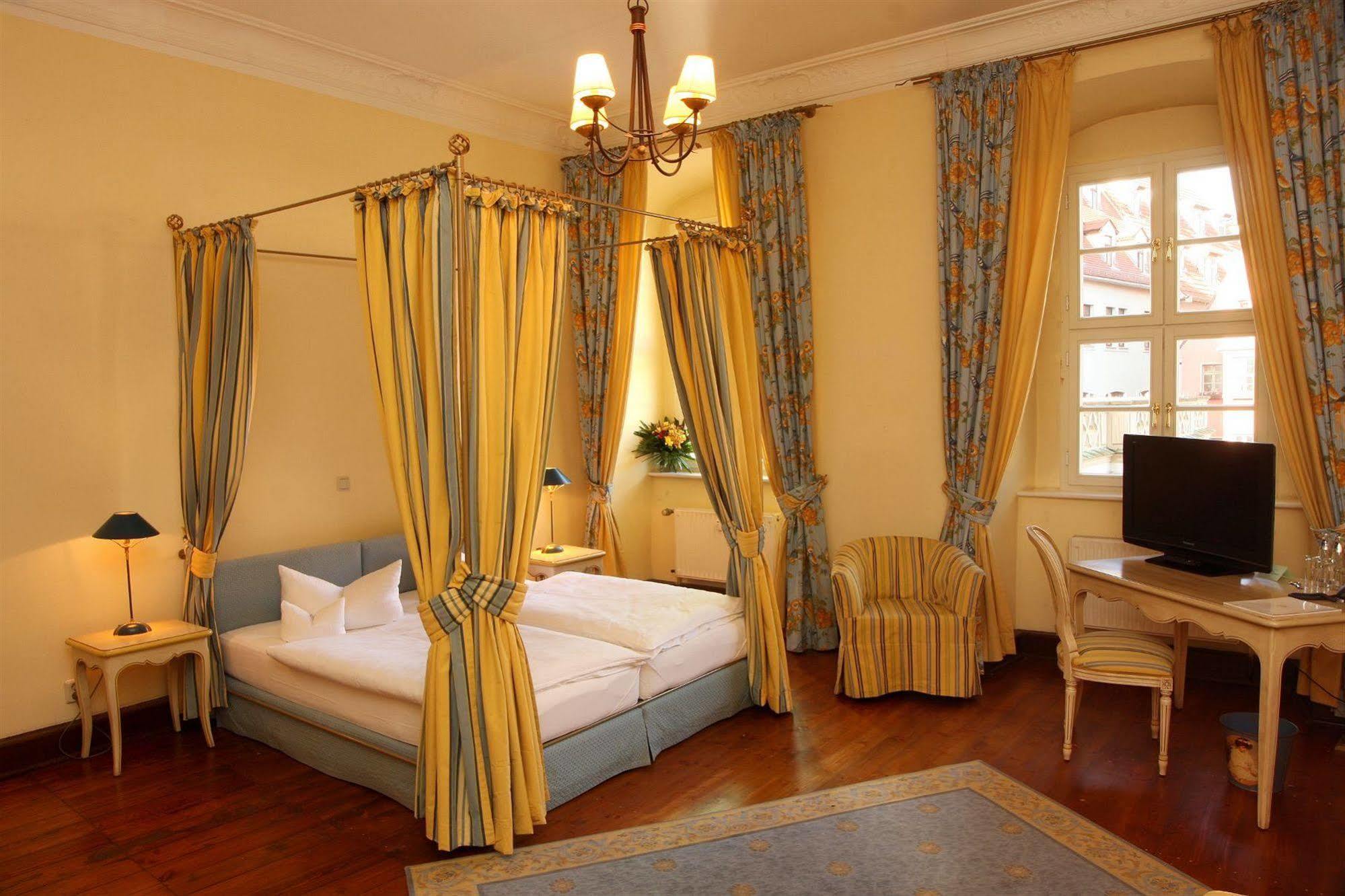 Hotel Graf von Mansfeld Lutherstadt Eisleben Eksteriør billede