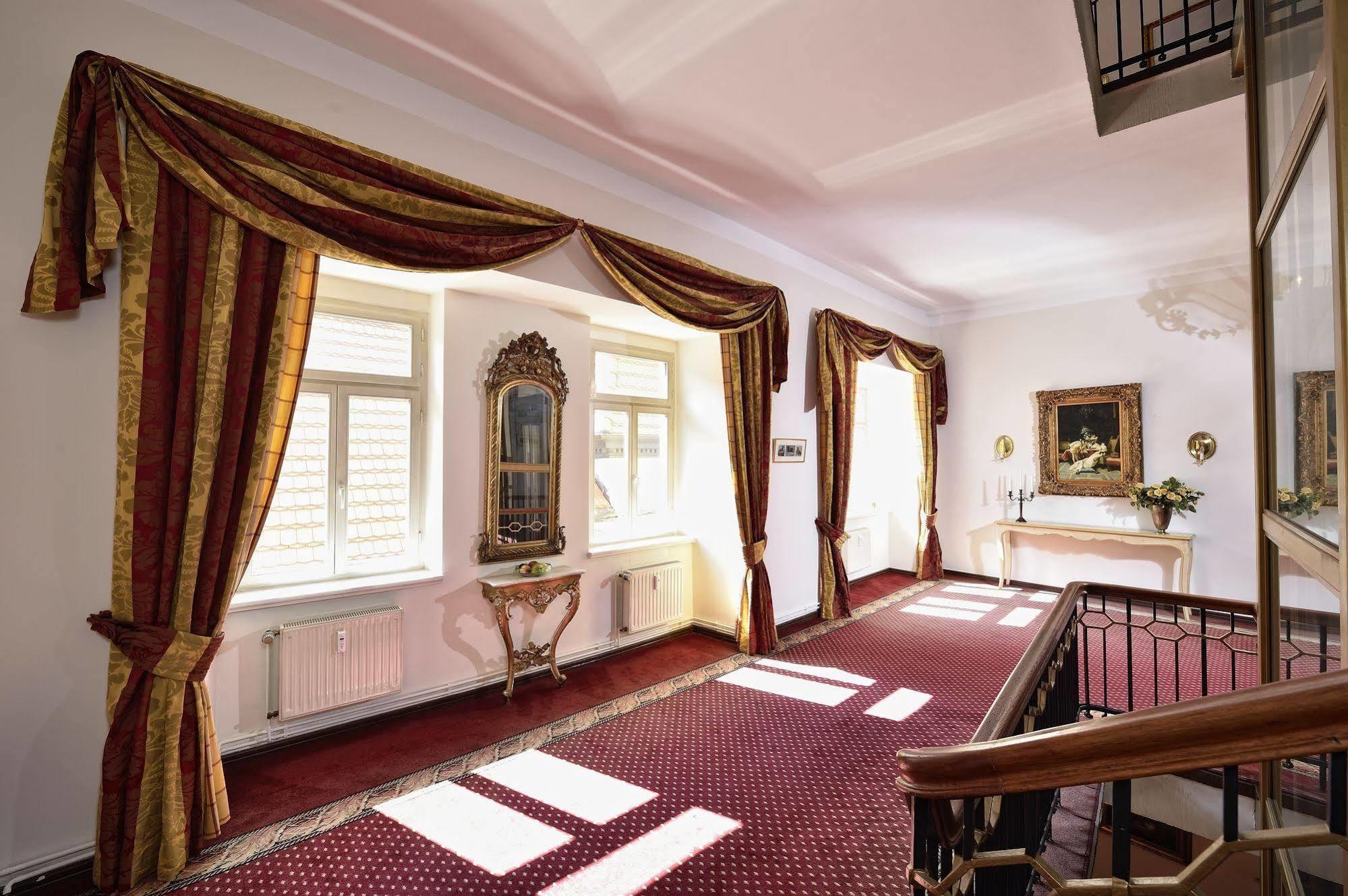 Hotel Graf von Mansfeld Lutherstadt Eisleben Eksteriør billede