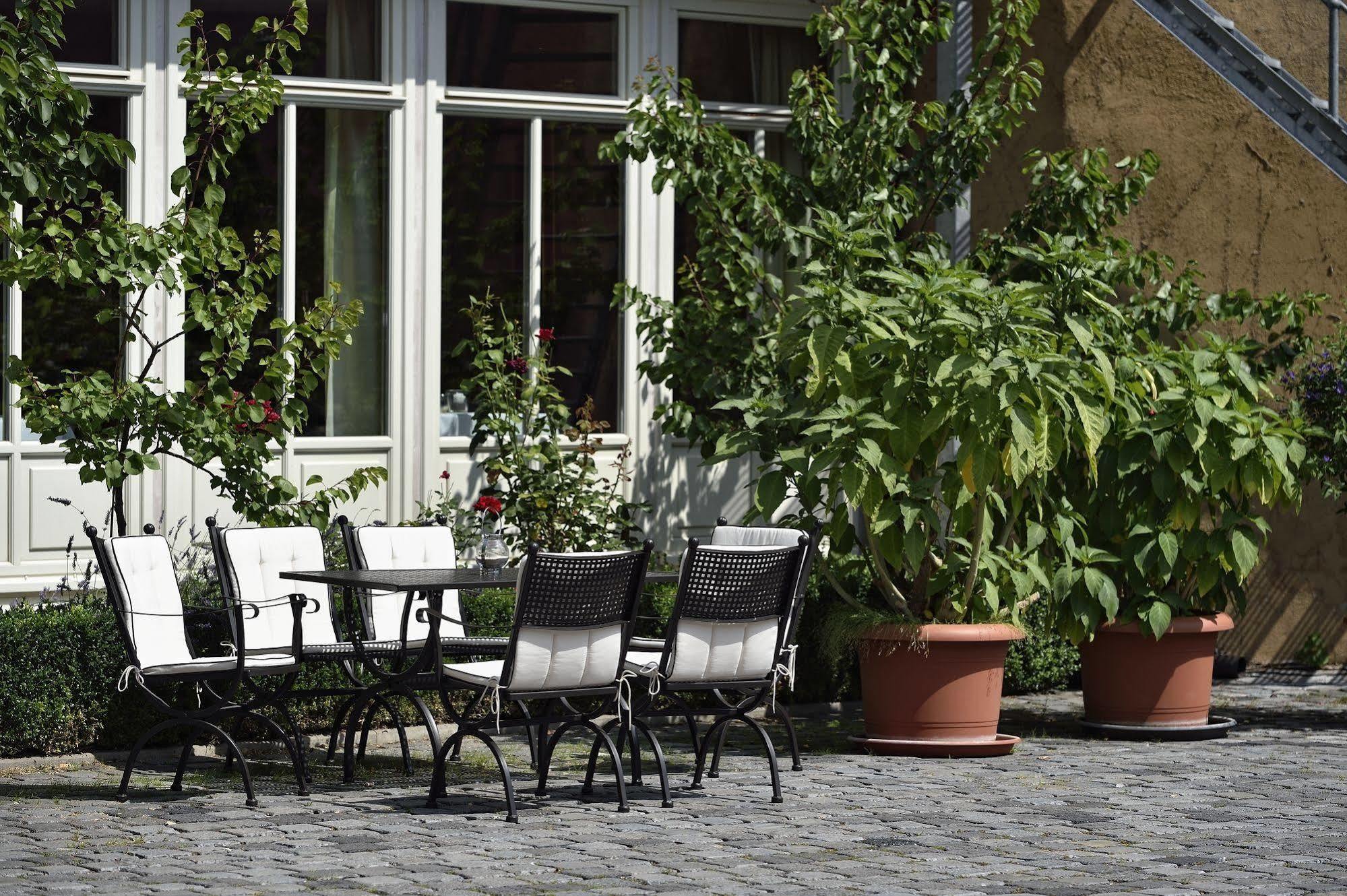 Hotel Graf von Mansfeld Lutherstadt Eisleben Eksteriør billede